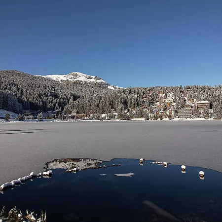 Appartamaint Tscherv By Vacations, Exklusive Im Zentrum Mit Blick Auf Den Untersee Und Berge Inkl Parkplatz Arosa