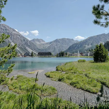 Appartamaint Tscherv By Vacations, Exklusive Im Zentrum Mit Blick Auf Den Untersee Und Berge Inkl Parkplatz アローザ